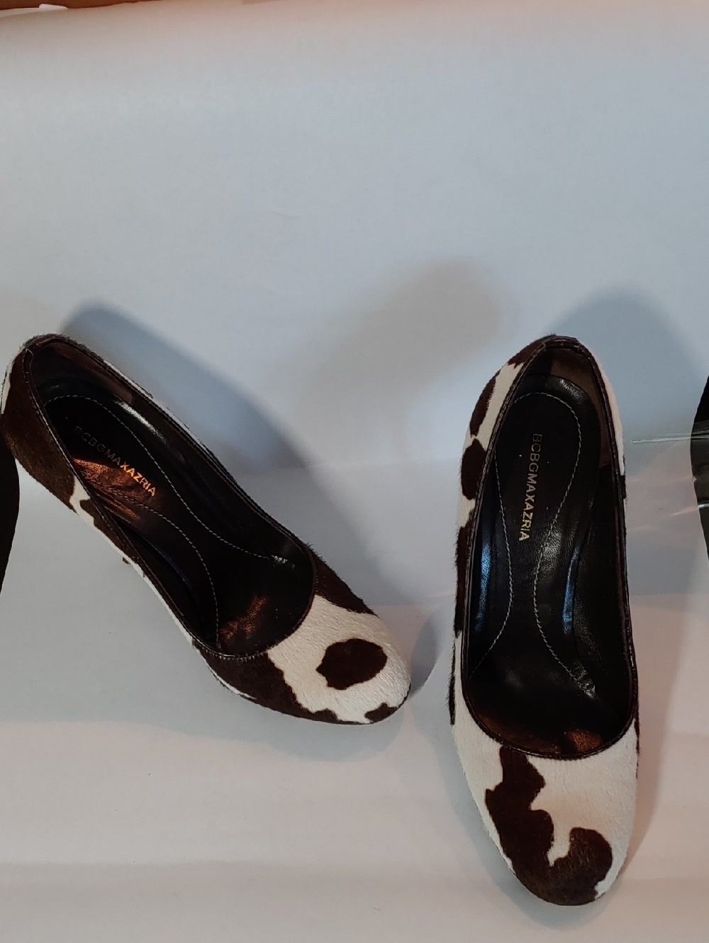 BCBGMaxAzria Brown and White Patterned Calf Hair Pumps